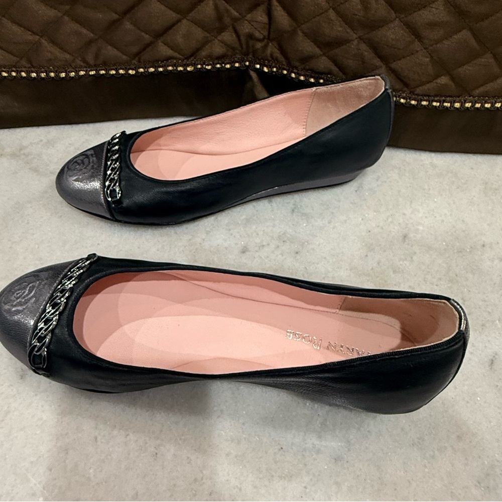 Taryn Rose Black and Metallic Women's Loafers Size 9 - Picture 4 of 5